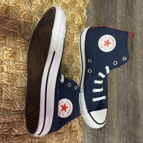 Chuck Taylor All Star Canvas UNISEX HIGH TOP SHOE, NEW, size 4 - Picture 4 of 6